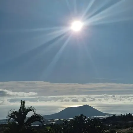 אתר קמפינג Domo Volcano Experience Piscina Climatizada