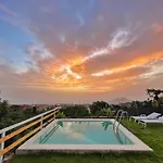 Domo Volcano Experience Piscina Climatizada Camping